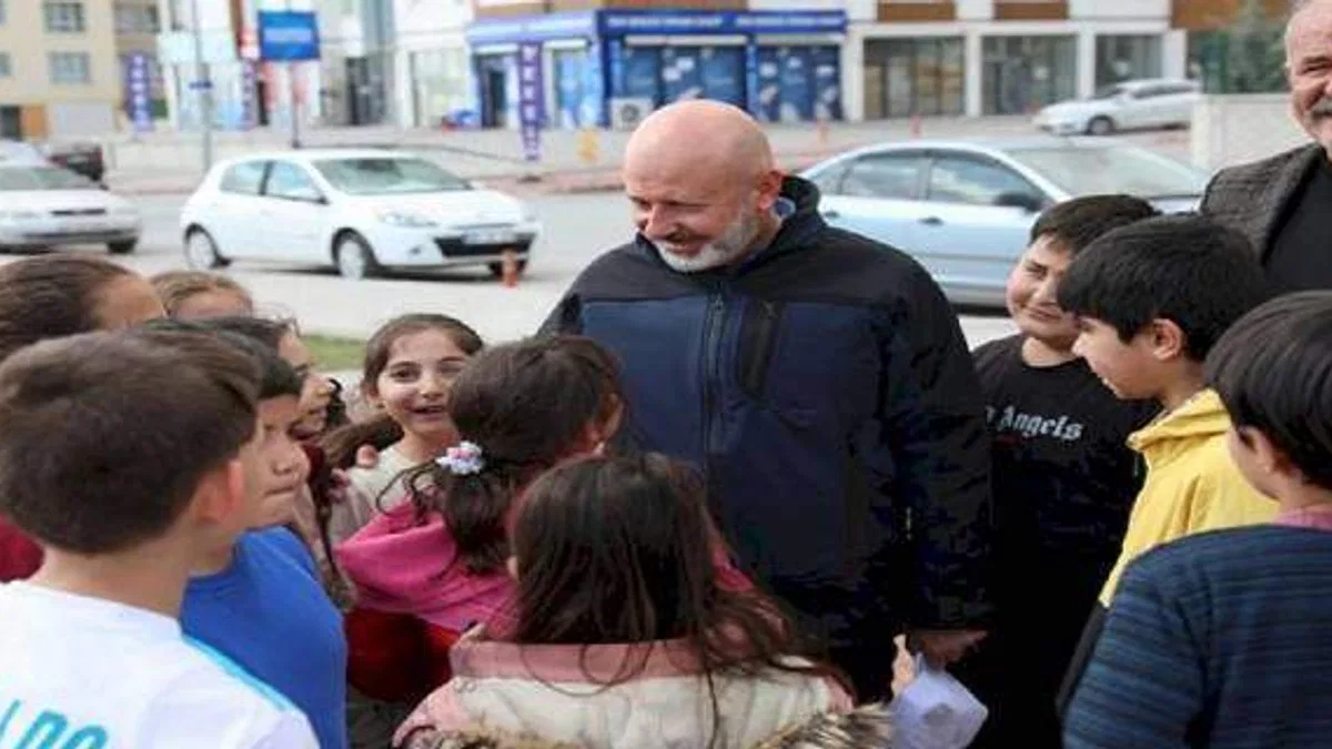 Kayseri Kocasinan'a çocuklardan sevgi gösterisi