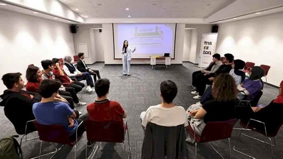 Denizli Büyükşehir ile gençler geleceğe koşuyor