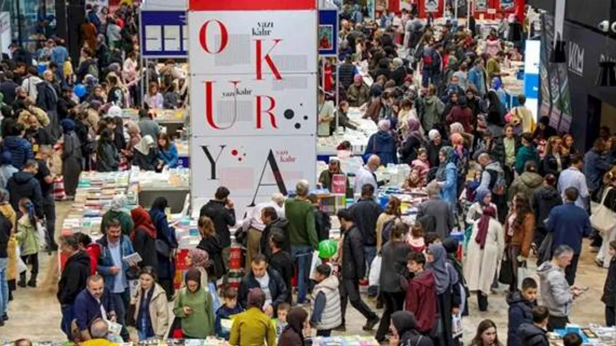 Kocaeli Kitap Fuarı rekorunu kırdı! 9 günde 1 milyon 48 bin 526 ziyaretçi ağırladı