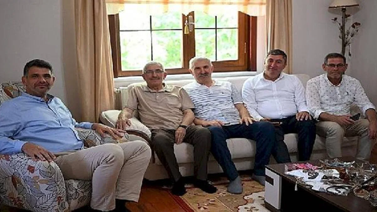 Başkan Kocaman'dan Kartepeli hacılara ziyaret