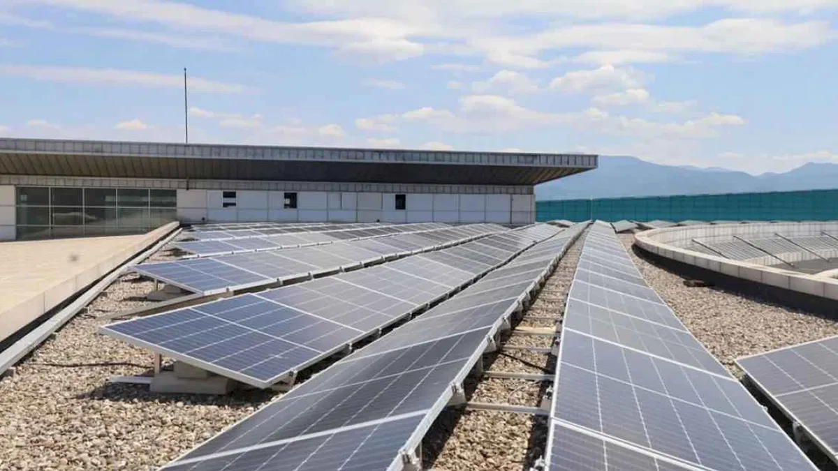 Sakarya’nın ilk çatı GES projesinde üretim tam kapasite başladı