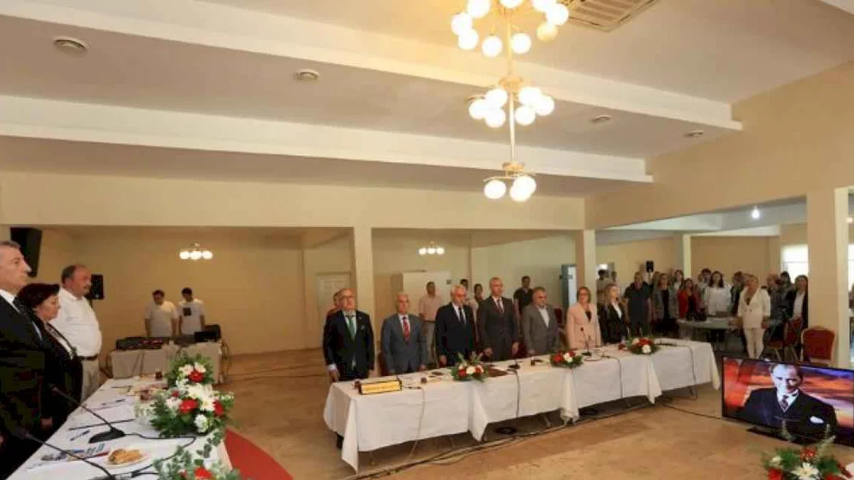 Güzelbahçe Belediyesi ilk meclisini gerçekleştirdi