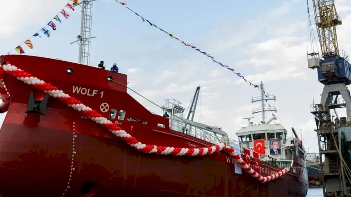 İlk sıfır emisyonlu tanker 'WOLF 1' denize indirildi