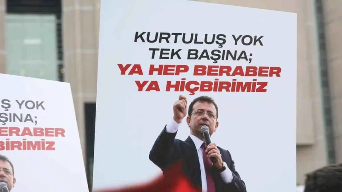 İmamoğlu'nun ifadesi sürüyor... İmamoğlu'na adliye önünde destek