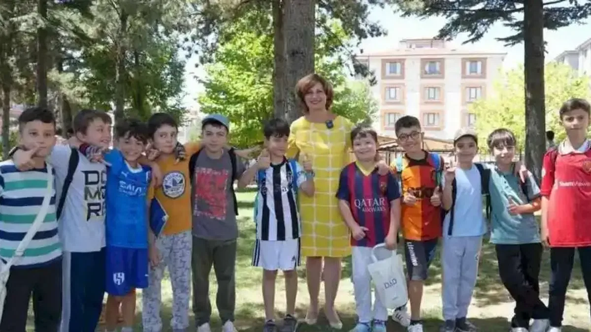 Başkan Ünlüce: Zor günleri beraber aşacağız