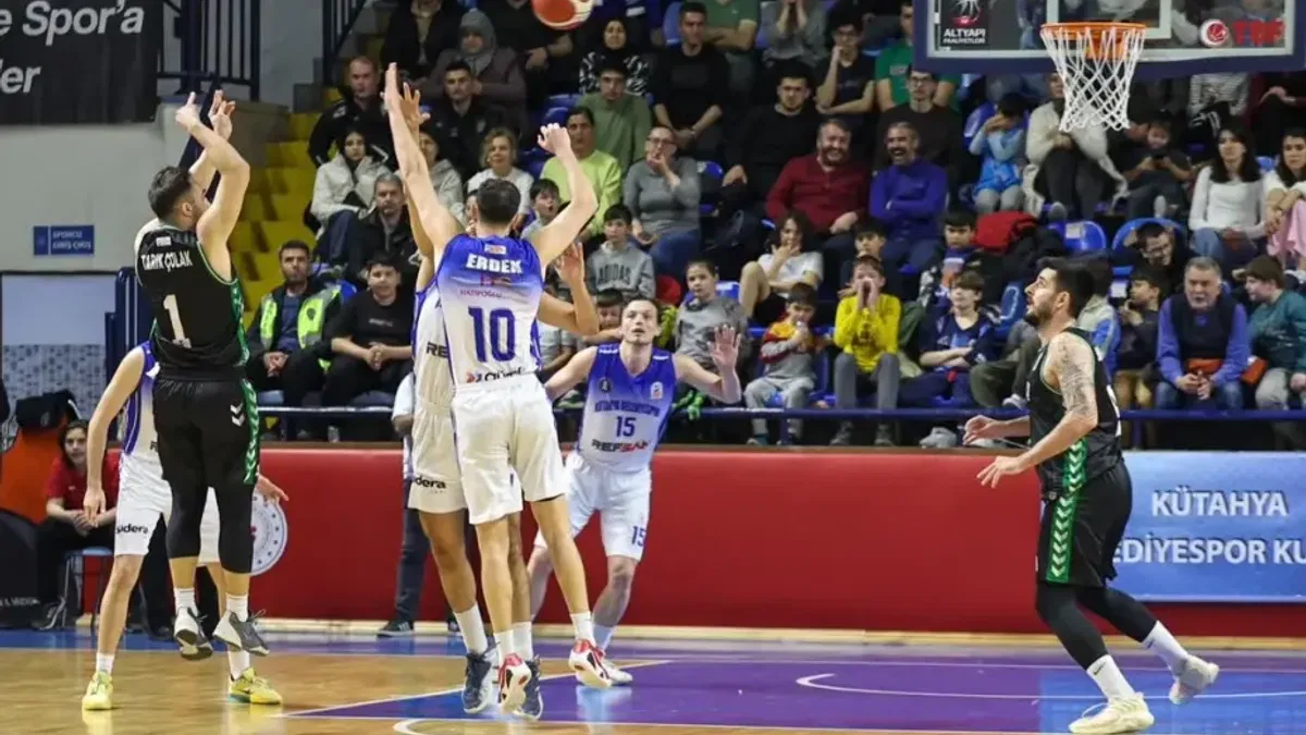 Sakarya Büyükşehir Basketbol 1. Lig’e yükseldi