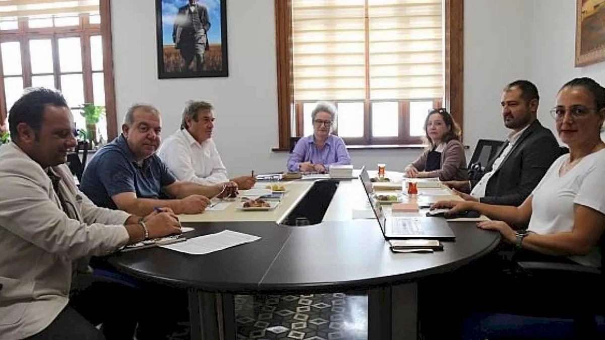 "İzmir Kent Kitaplığı" kamu yayıncılığının yeni adresi olacak