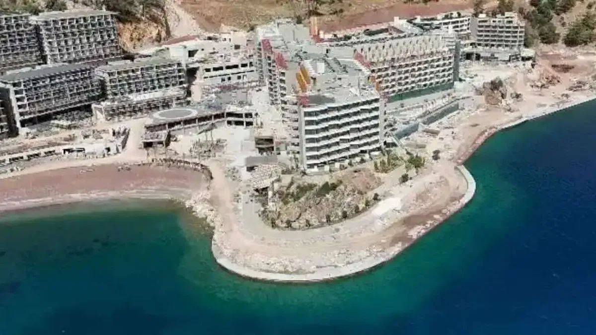 Marmaris Belediyesinden ruhsatsız dev projeye darbe