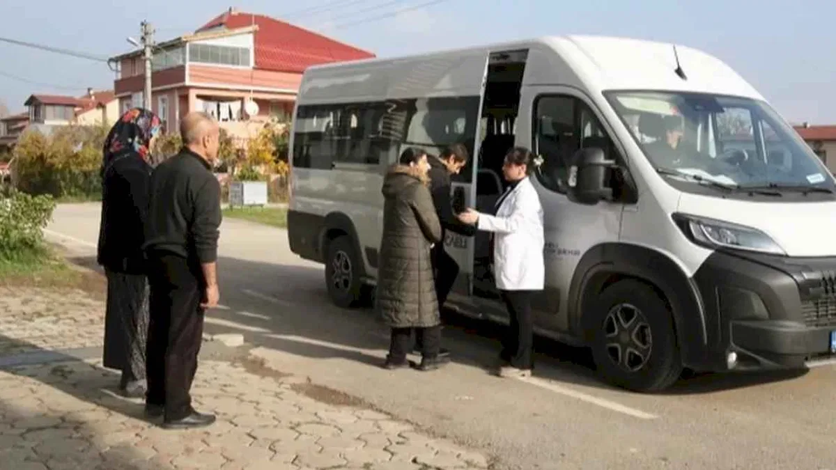 Sena ve Mustafa kardeşler eğitimle hayata tutundu