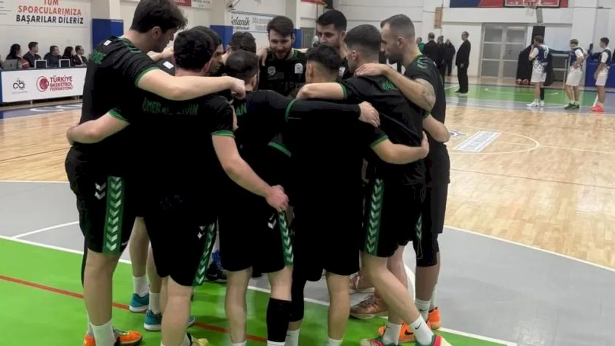 Sakarya potada Çorlu’yu uzatmalarda devirdi