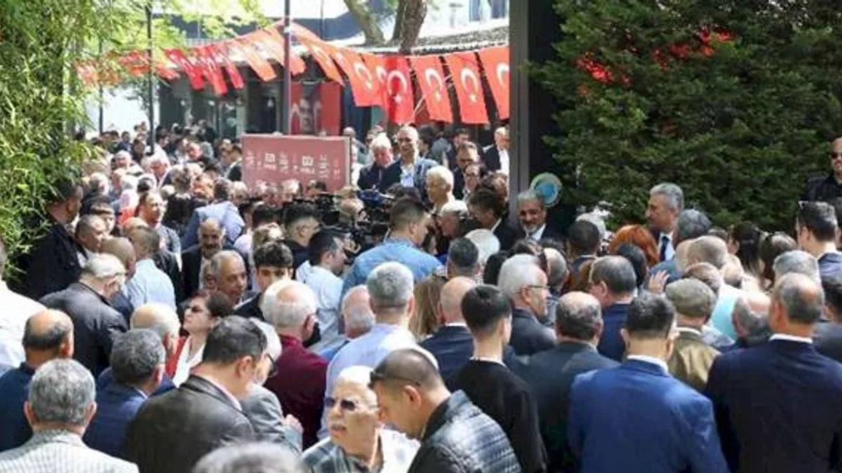 CHP Bursa'da gururlu bayramlaşma