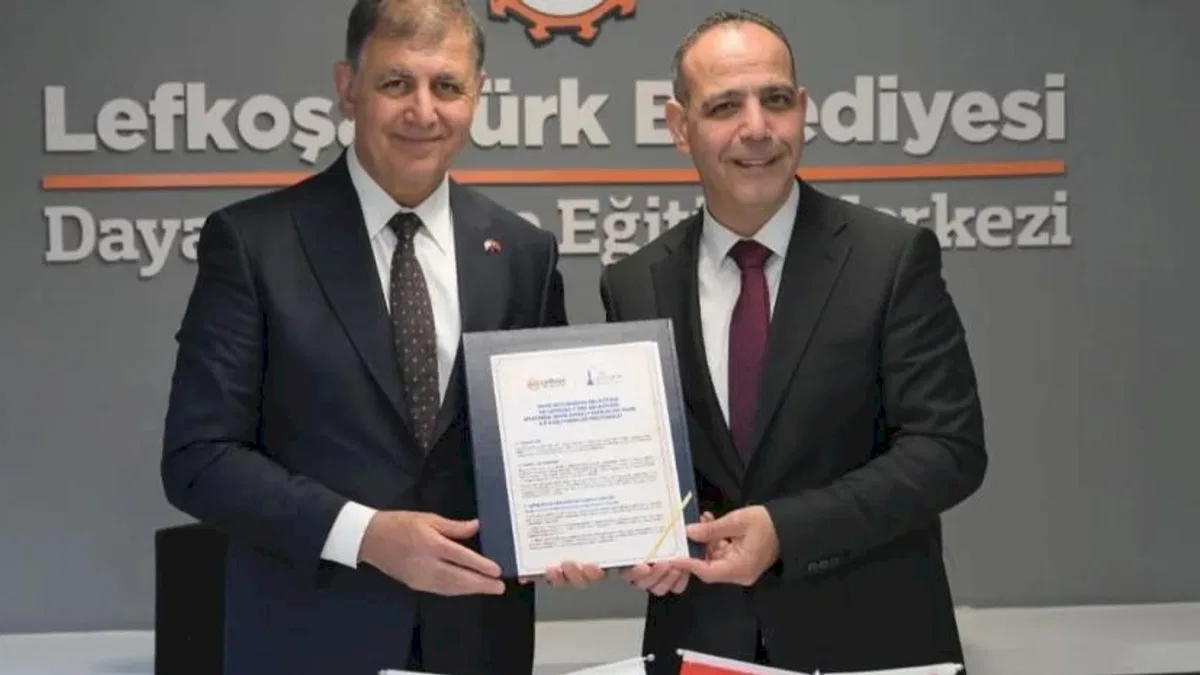 Başkan Tugay’dan KKTC’de iş birliği atağı... İzmir'den Lefkoşa’ya spor parkı desteği