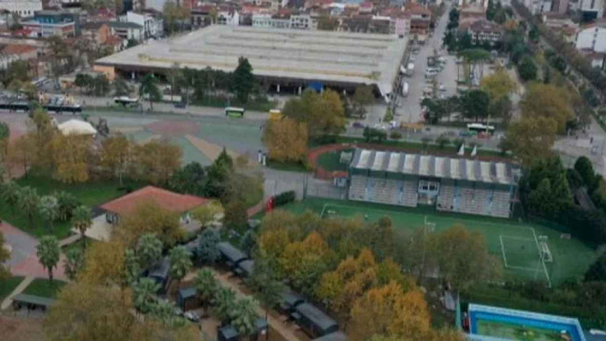 Kocaeli'nde bu lokomotifin yolu sevgiden geçiyor