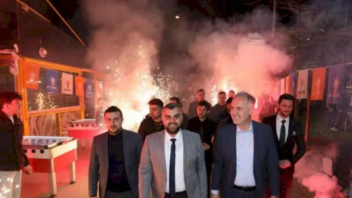 Gençlerden Başkan Taban’a yoğun ilgi