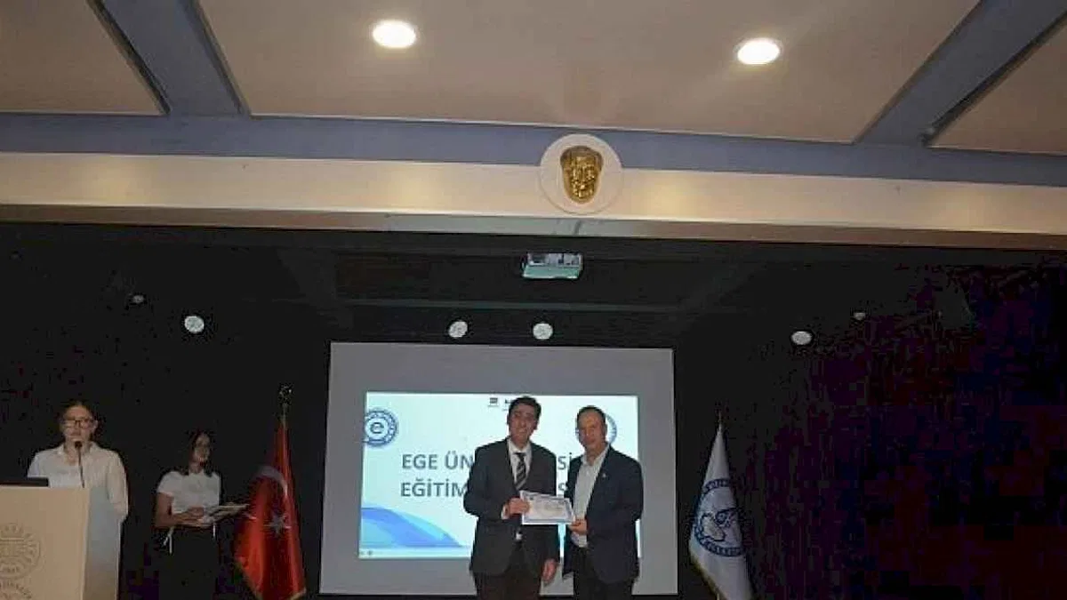 EÜ Eğitim Fakültesinde "Atatürk ve Düşünce Dünyası" Konferansı
