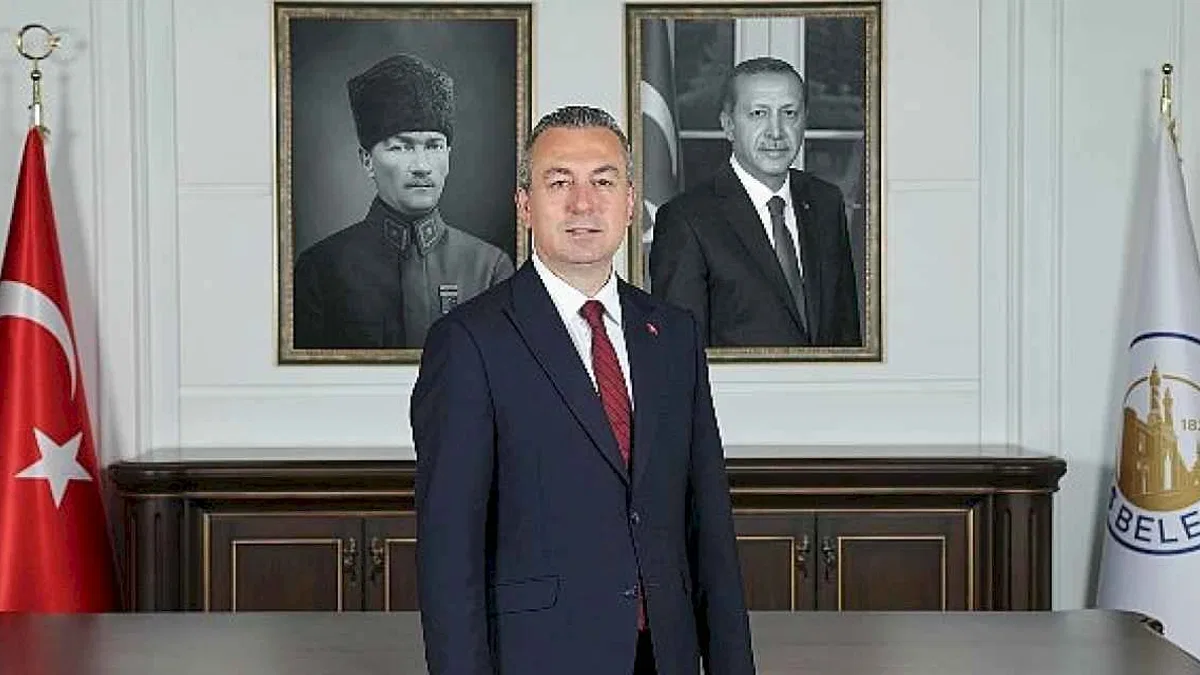Sivas Belediye Başkanı Dr. Adem Uzun' Cumhuriyet Bayramı Mesajı