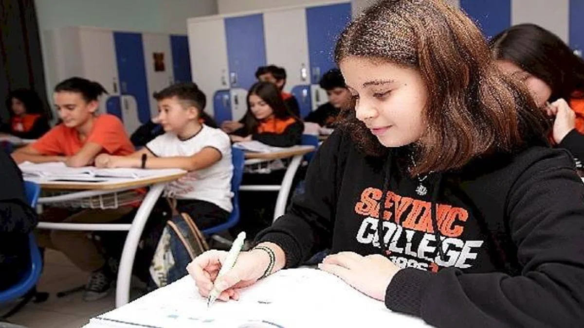 LGS 2023'te Sınavın Sürpriz İngilizce Kahramanları, %95 doğru ortalaması!