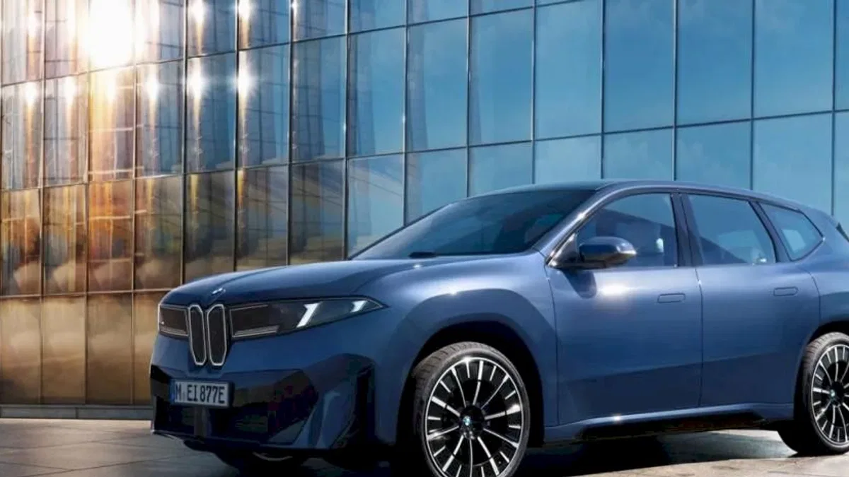 Yeni BMW iX3 50 xDrive Türkiye’de Ön Talebe Açıldı