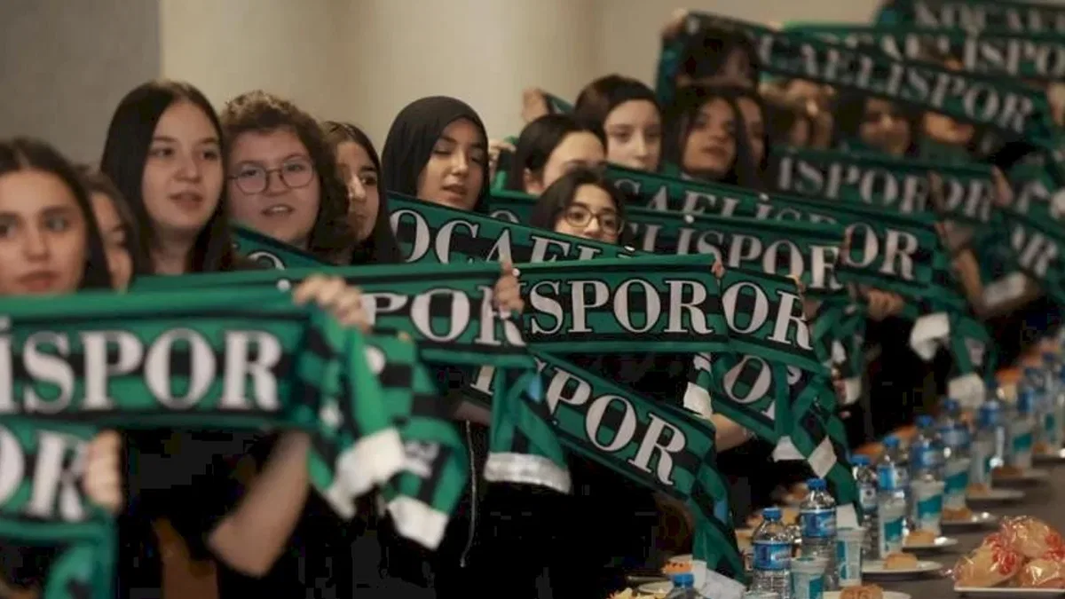 Başkan Büyükakın’dan Kocaelispor’un 59. yılına özel buluşma