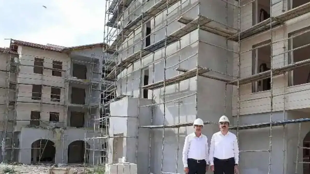 Başkan Altay'tan Kadınhanı’na yakın mercek