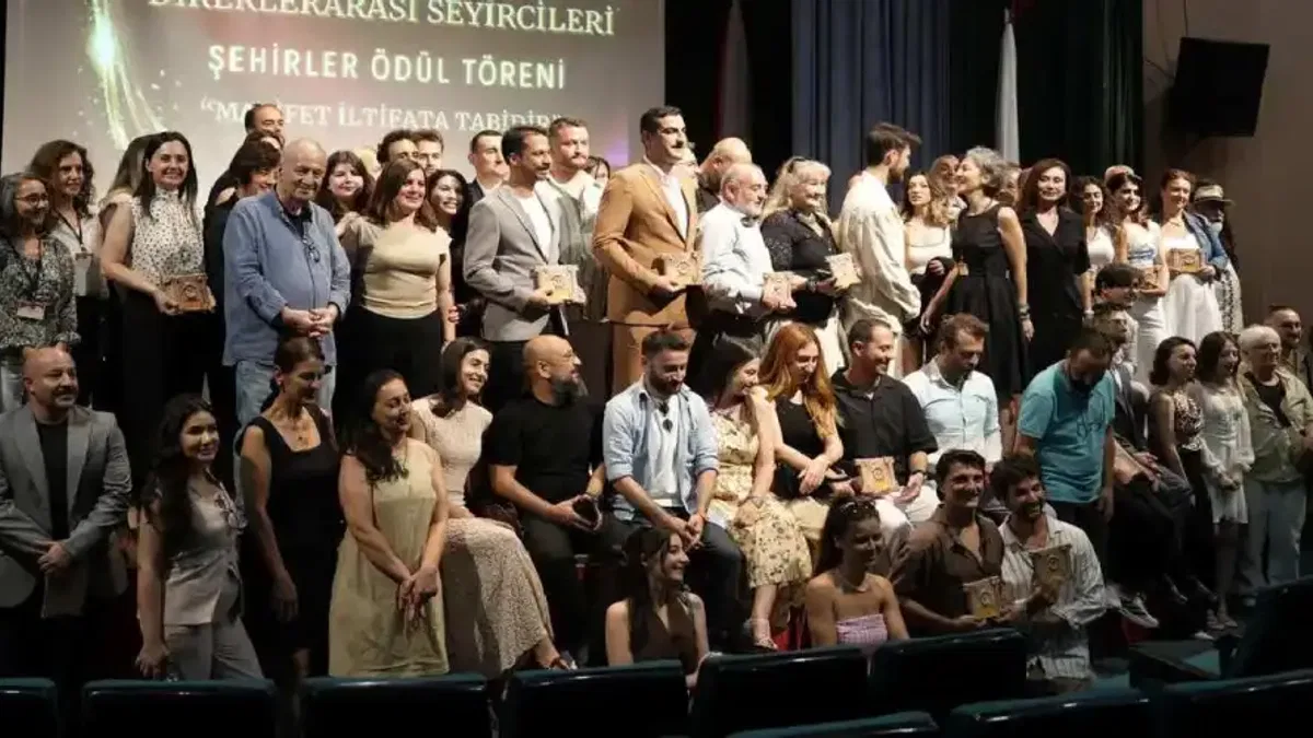 Mersin Şehir Tiyatrosu’na ‘Ensemble Ödülü’ gururu