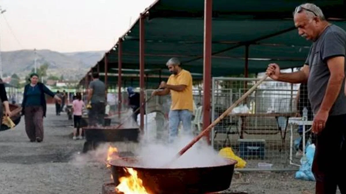 Kayseri Talas'ta piknik havasında kışa hazırlık