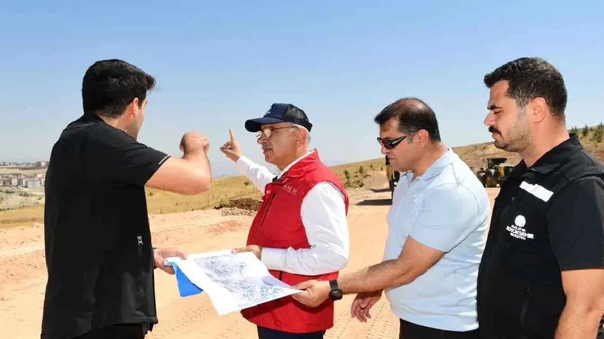 Malatya’da Kuzey ve Güney Kuşak Yollarında çalışmalar sürüyor