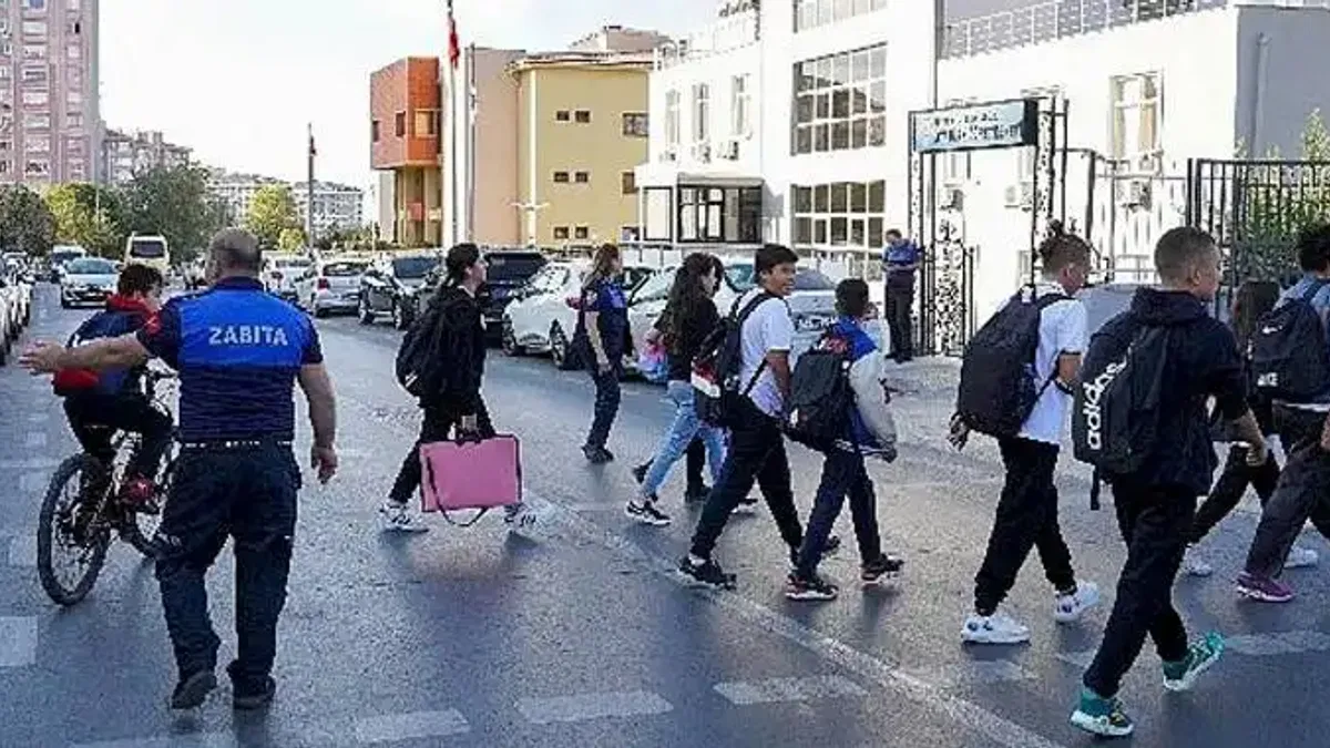 Beylikdüzü Belediyesi Öğrenciler İçin Görev Başında