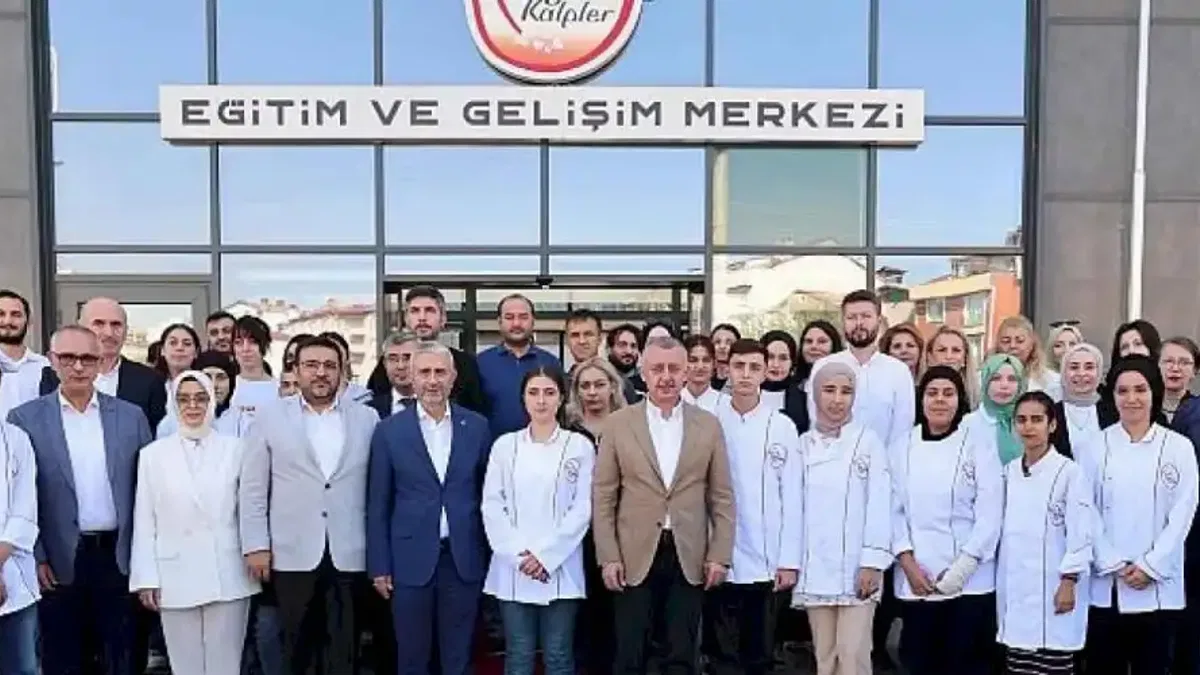 Büyükakın: Gençlerimizin umudu olmaya devam edeceğiz