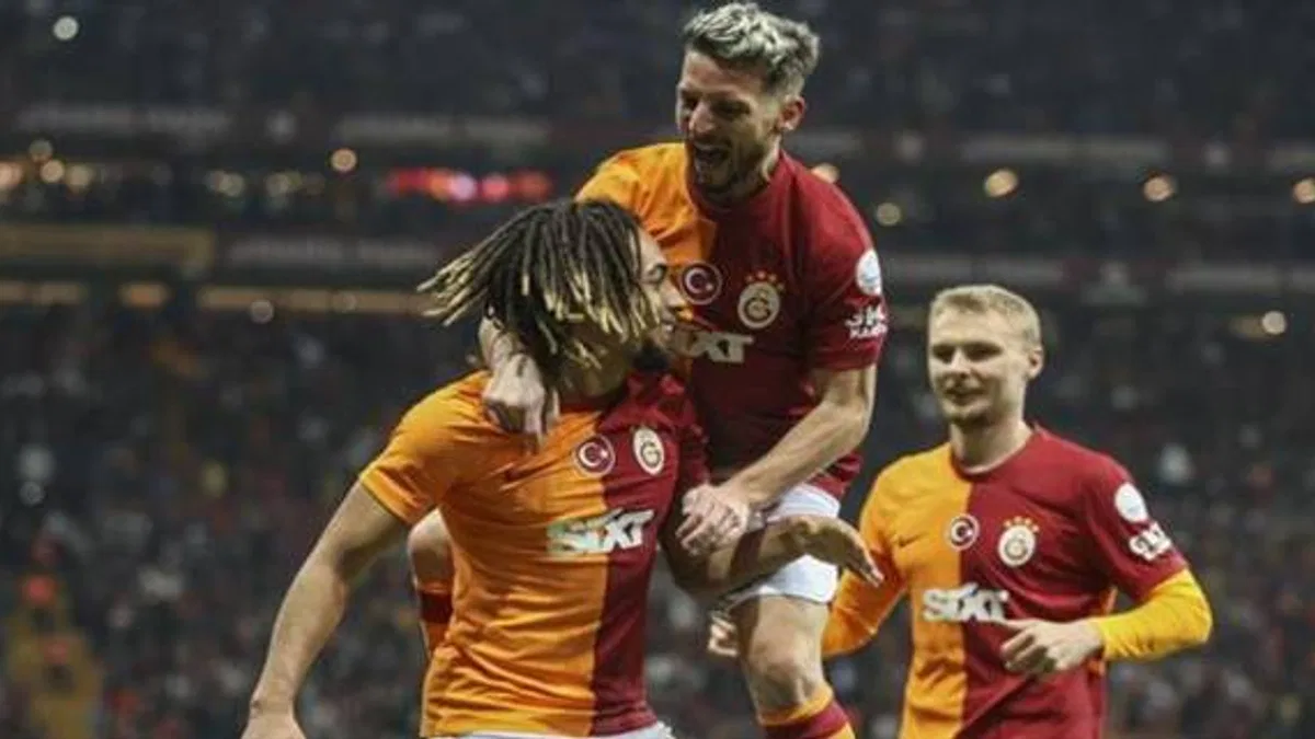 Galatasaray 3-1 Yukatel Adana Demirspor (Maç Sonucu) Aslan yeniden liderliğe yükseldi