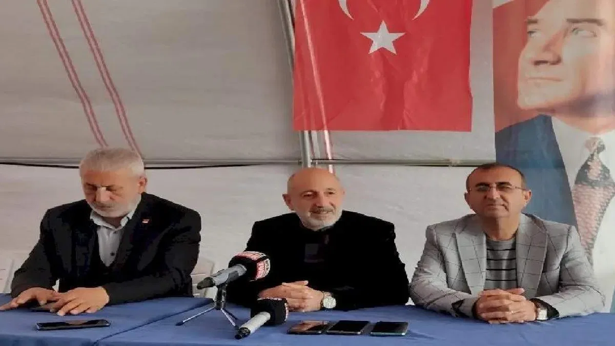 CHP Genel Başkan Yardımcısı Öztunç adaylığını duyurdu
