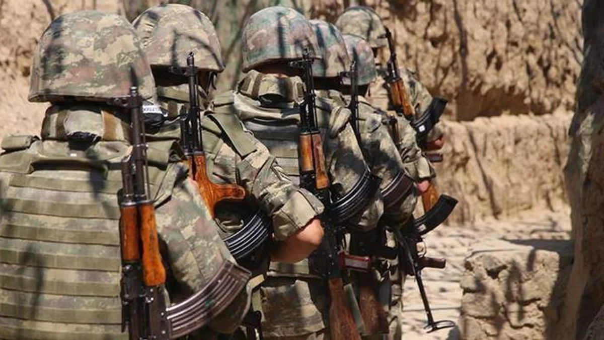 Azerbaycan'ın şehit sayısı 77'ye çıktı