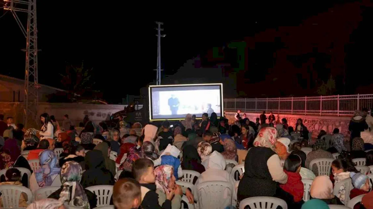 Konya’da 101 mahallede sinema keyfi