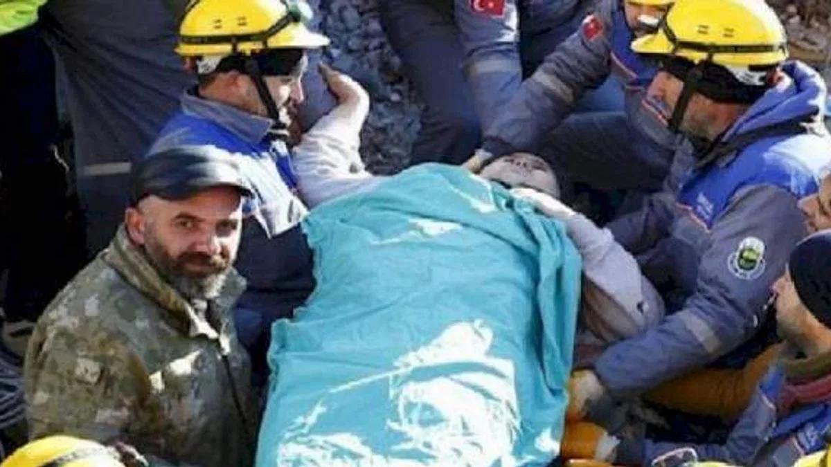 Bursa Karacabey ekipleri deprem sahasında