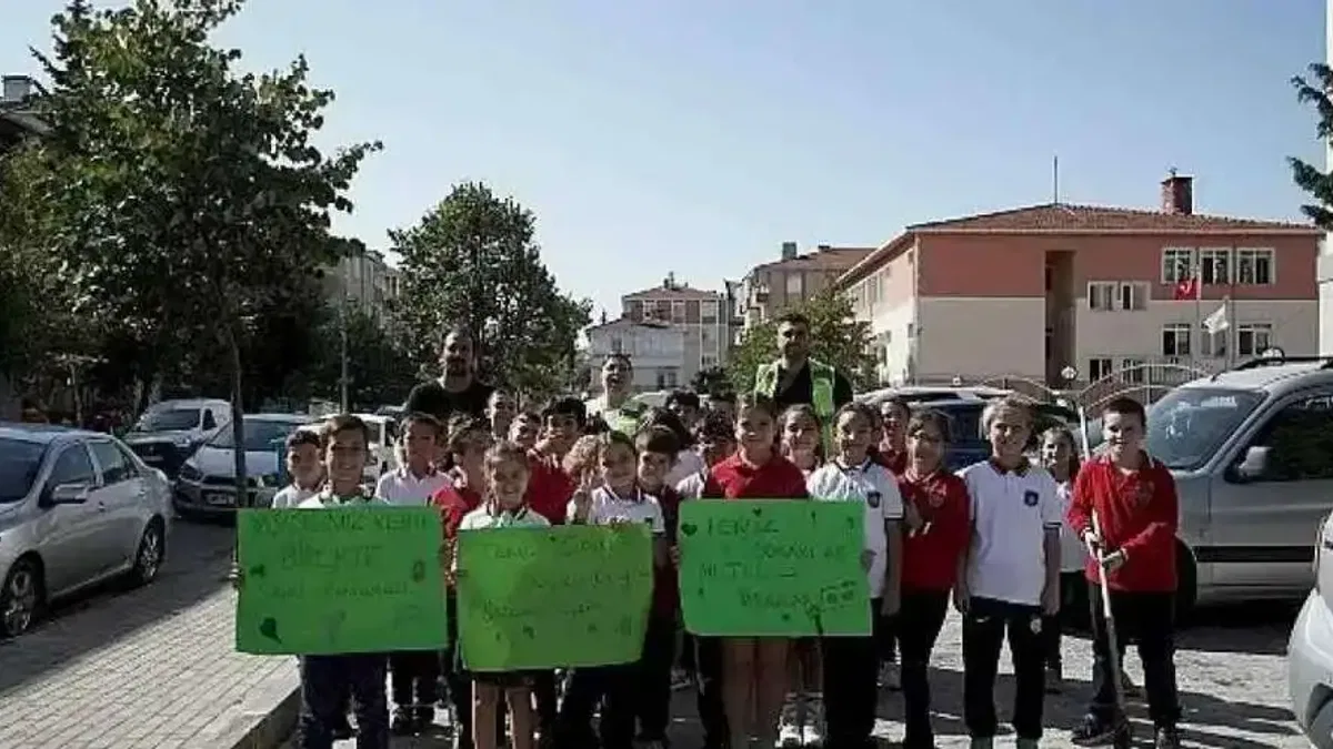 Lüleburgaz'da her şey temiz sokaklar mutlu yarınlar için