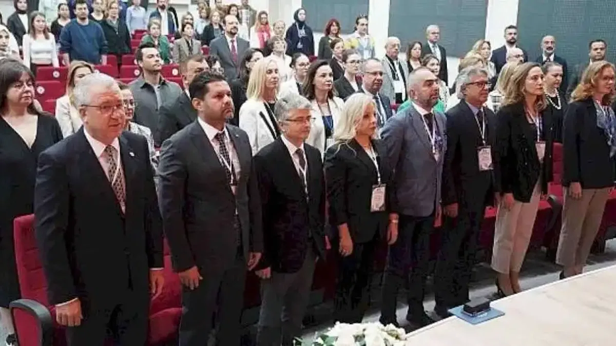 Ege Üniversitesinde "Herkes İçin Sağlık Kongresi" başladı