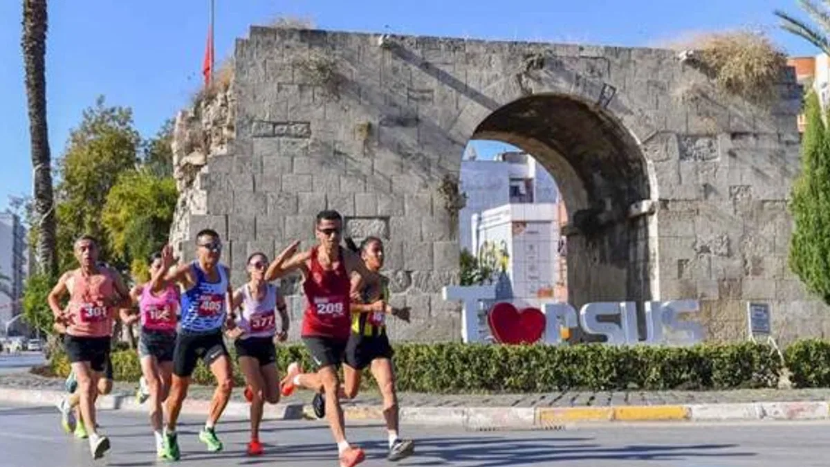 ‘Uluslararası Tarsus Yarı Maratonu’ heyecanı Mersin’i sardı