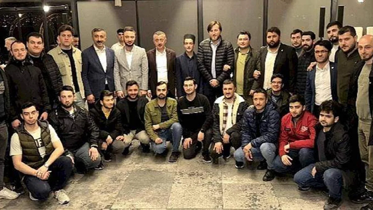 Kalpleri birbirine yaklaştıran Ramazan'da insanlık için dualar edildi