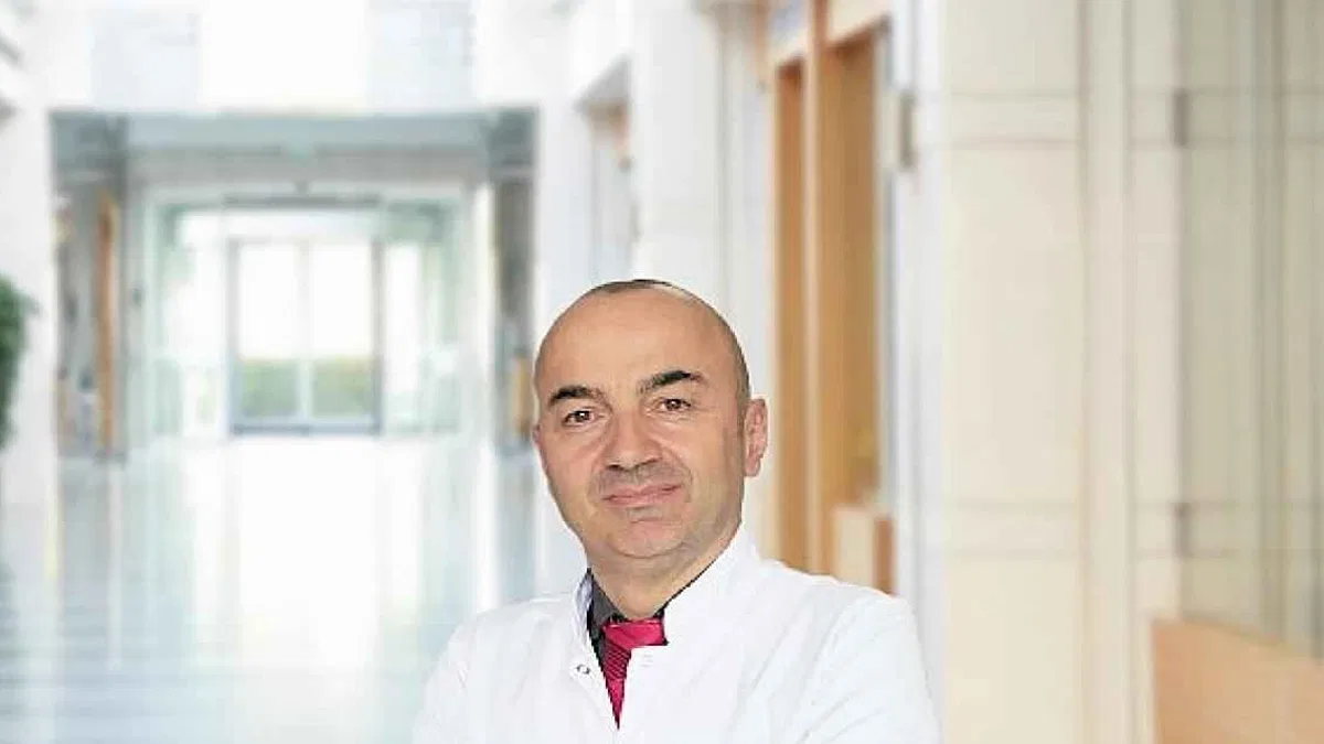 Uzun süre ekrana bakmak göz kuruluğu sebebi