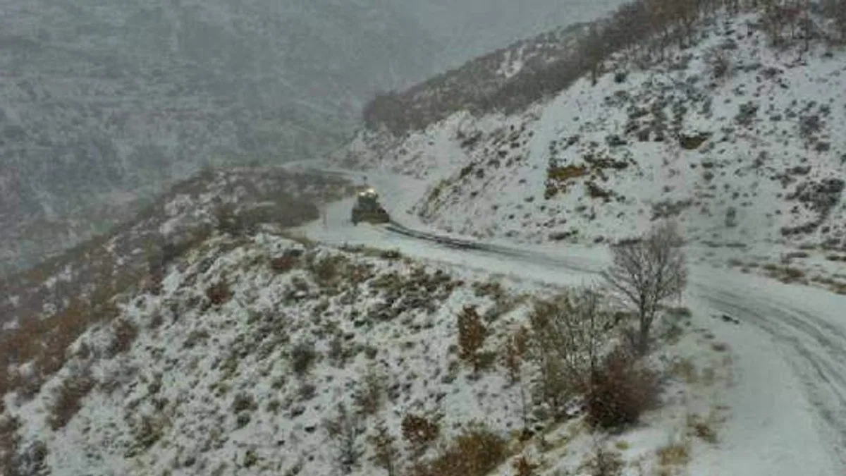 Malatya'da kar 530 mahallenin yolunu kapattı!