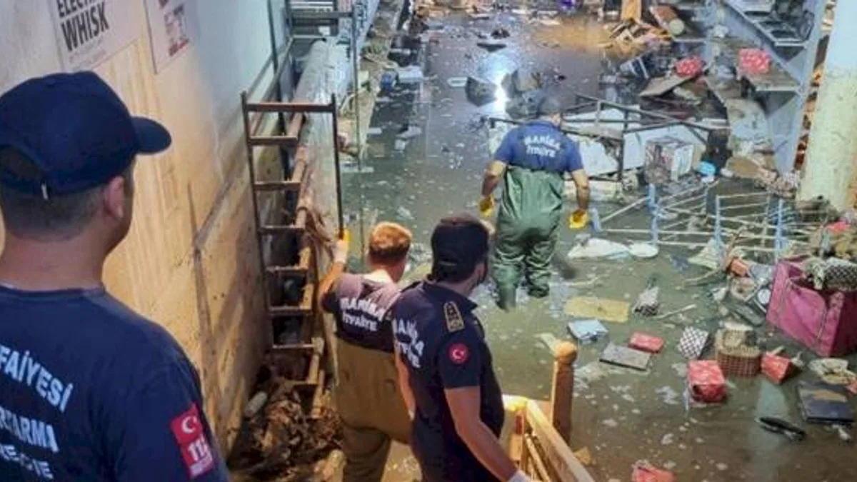 Manisa İtfaiyesi Libya'nın yanında