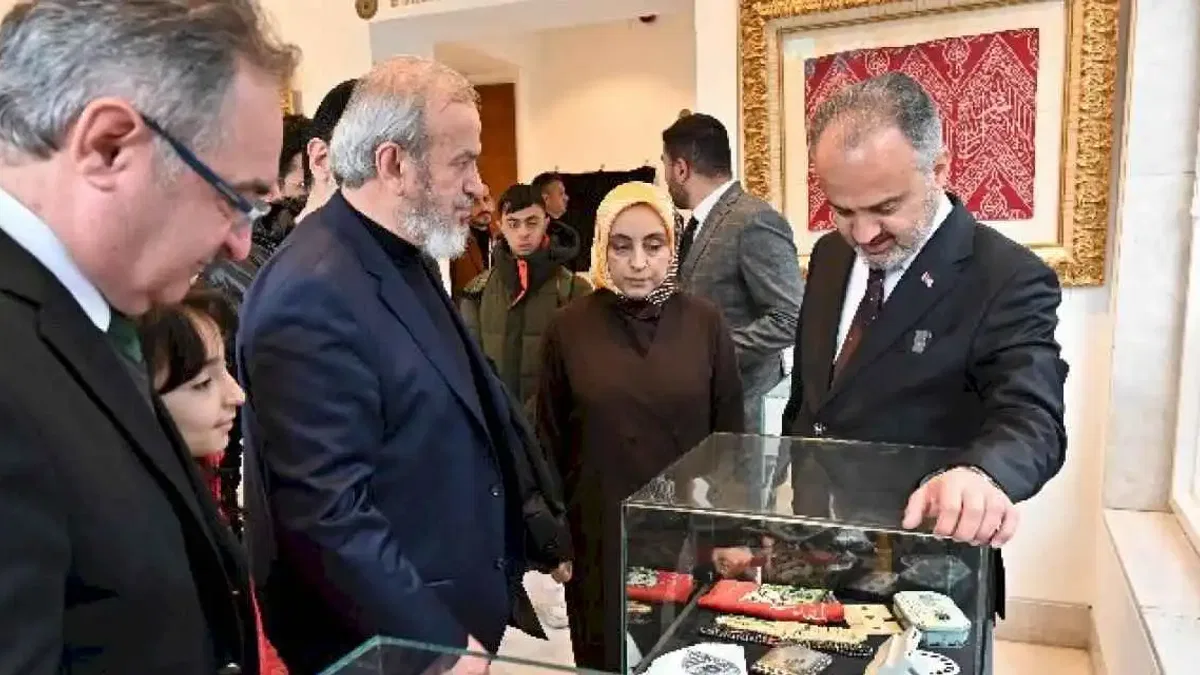 Başkan Aktaş, Kabe örtüleri sergisini gezdi