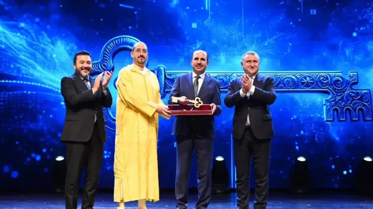 Gençlik Başkenti anahtarı Konya'ya devredildi