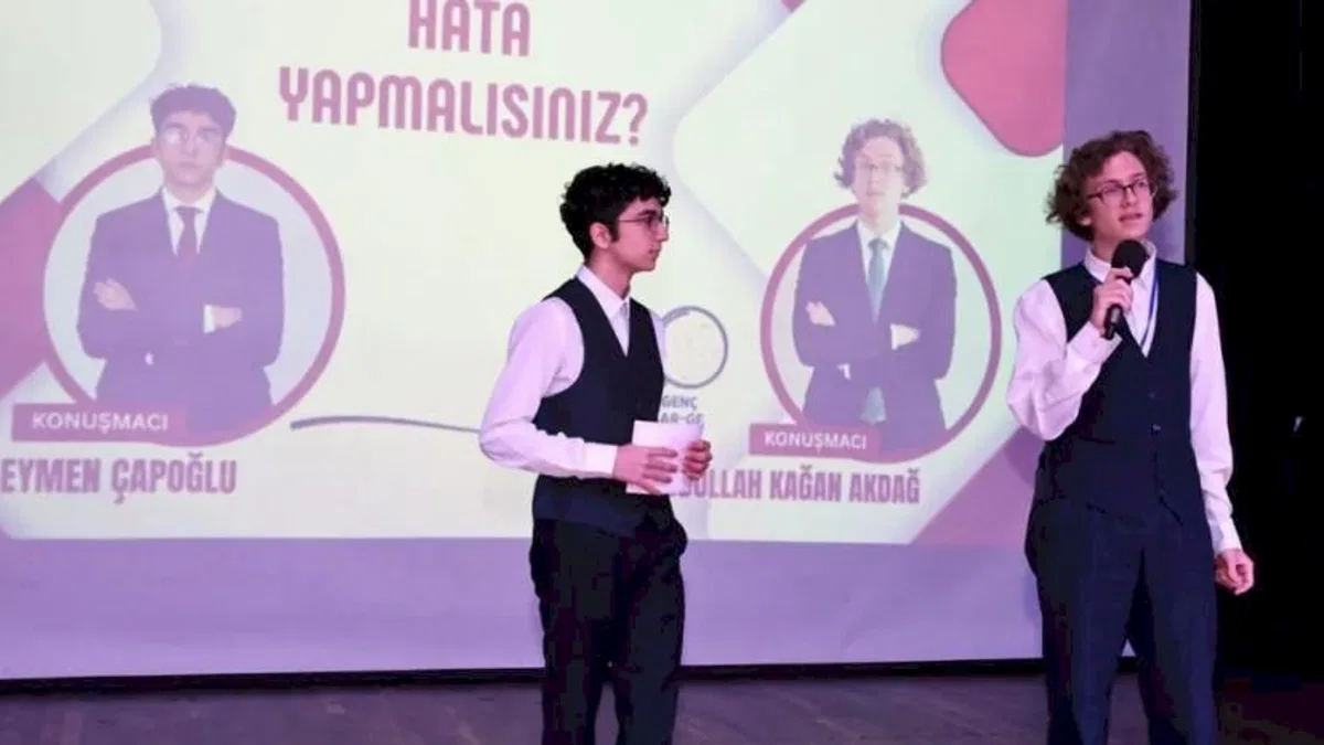 Sakarya’da gençler Türkiye Yüzyılı vizyonuyla bir araya geldi