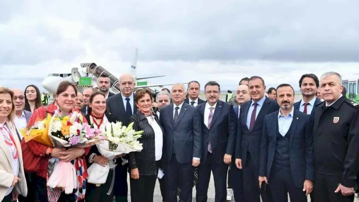 Tiflis-Trabzon uçuşları başladı