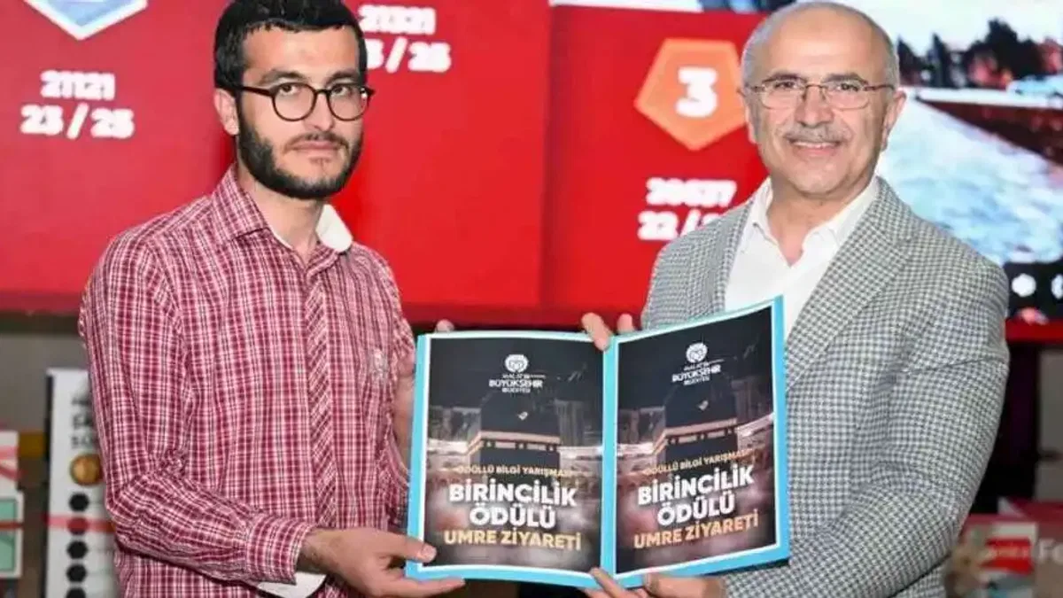 Umre Ödülü Kadir Gecesi'nde sahibini buldu