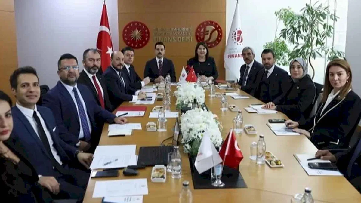 TBMM Dilekçe Komisyonu'ndan Cumhurbaşkanlığı Finans Ofisi'ne ziyaret