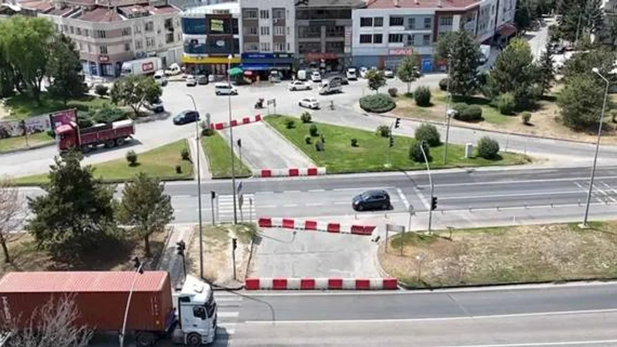 Eskişehir’de kavşak denemesi 1 ay daha uzatıldı