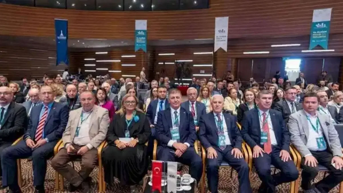 Başkan Tugay'dan iklim krizi uyarısı
