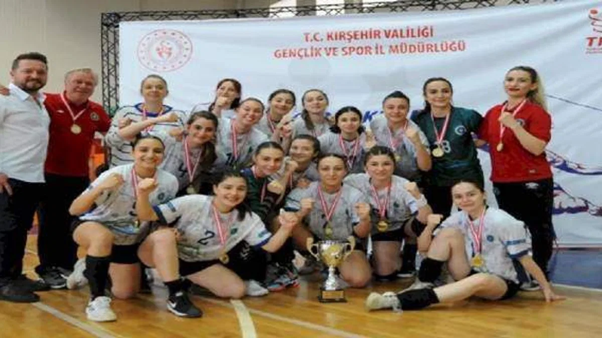 Genç kızlarda Türkiye şampiyonu Bursa oldu